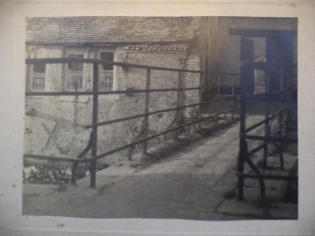 antieke foto albumen silver tirage Groot Begijnhof LEUVEN, Verzamelen, Ophalen of Verzenden, Foto