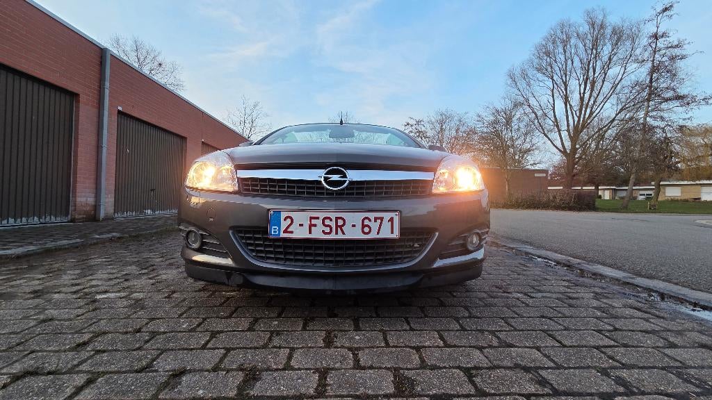 Opel Astra Cabrio 1.6 Benzine – 78.728 km – Zeer goede staat, Autos, Opel, Cuir, Argent ou Gris, Achat, Cabriolet
