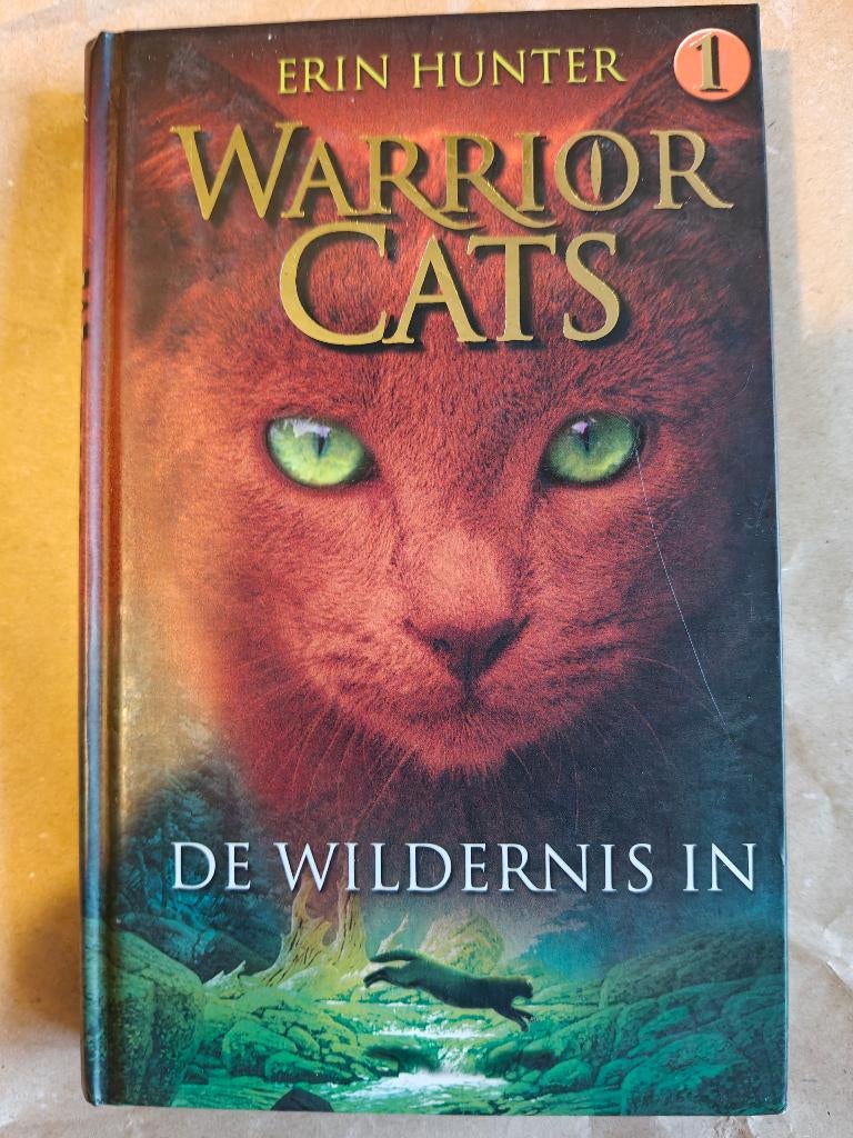 5 boeken Warrior Cats, Boeken, Ophalen of Verzenden, Zo goed als nieuw, Erin Hunter, Fictie
