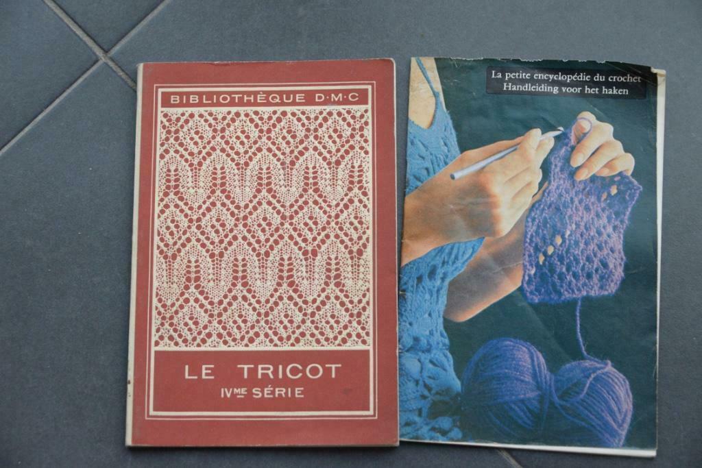 2 boeken ivm haken. Frans, Enlèvement ou Envoi, Comme neuf, Tricot et Crochet, Convient aux enfants