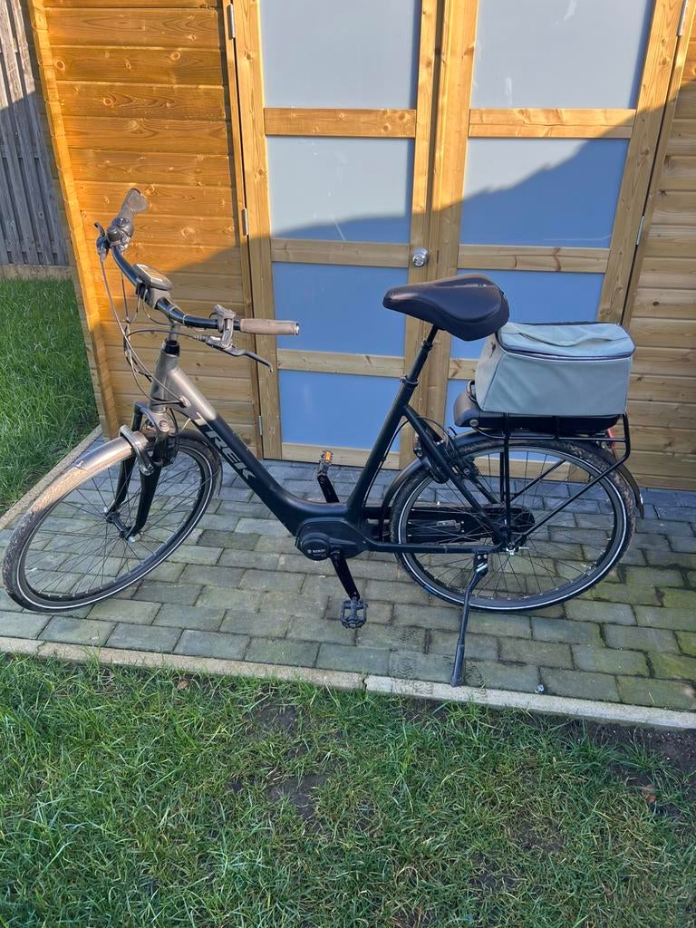 Trek elektrische fiets – Bosch middenmotor ~Zeer goede staat, Fietsen en Brommers, Ophalen, Zo goed als nieuw