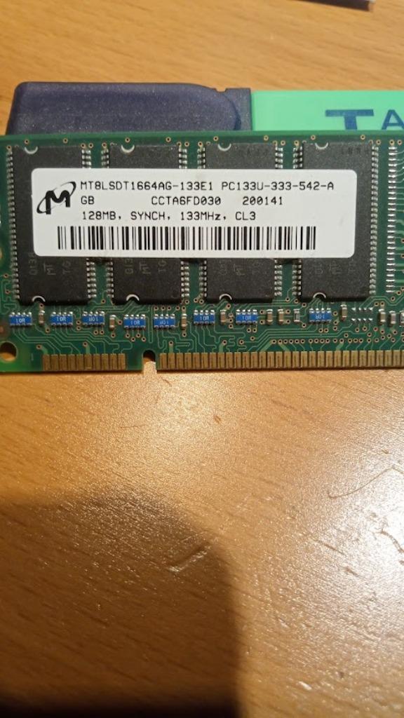 Mémoire (barrette) 128 MB, Informatique & Logiciels, DDR3, Comme neuf, Desktop, Enlèvement