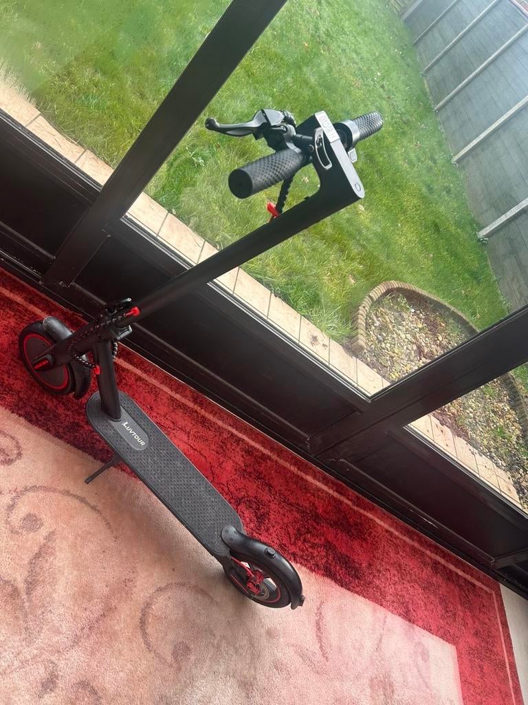 Elektrische step, Fietsen en Brommers, Ophalen, Nieuw, Elektrische step (E-scooter)