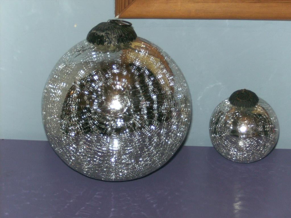 2 Mooie glazen heksenballen. (vintage), Diversen, Kerst, Ophalen of Verzenden, Gebruikt