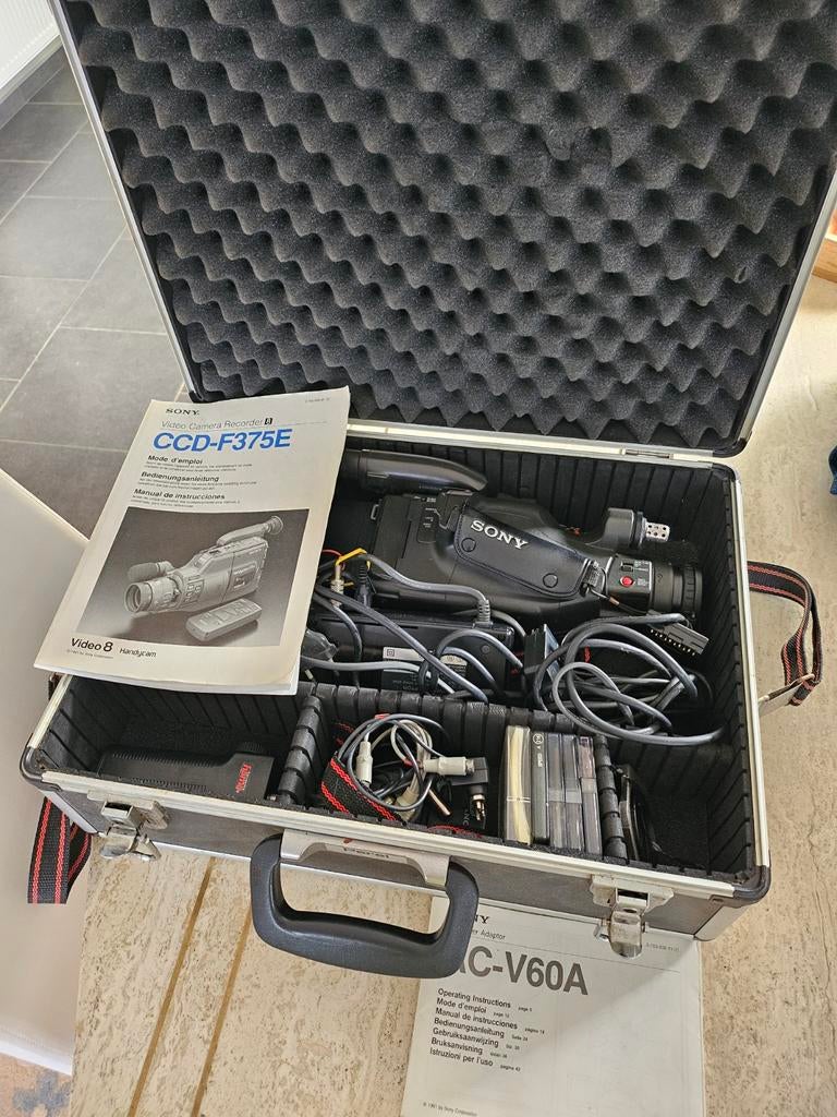 Vidéo Camera Recorder avec accessoires, Ophalen