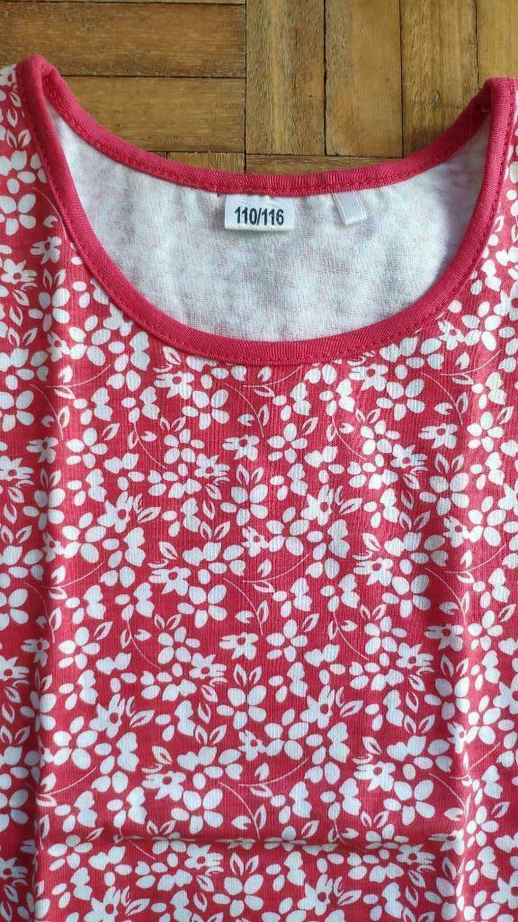Twee toffe topjes singlets - NIEUW - 110 116 roos rood bloem, Enlèvement ou Envoi, Neuf, Fille, Autres types
