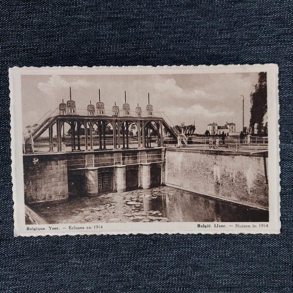 Oude postkaart: sluizen van de Ijzer in 1914, Ophalen of Verzenden