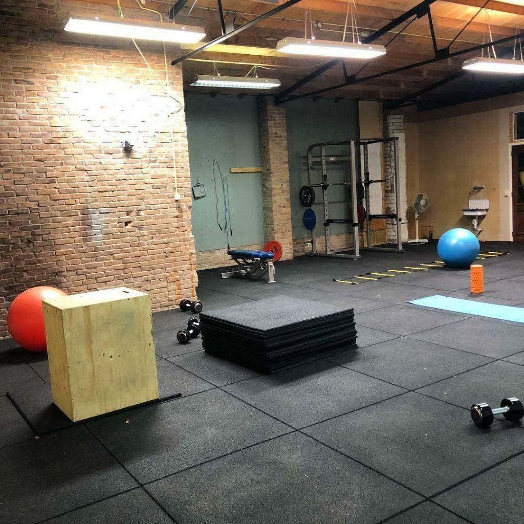 CARREAUX DE SPORT EN CAOUTCHOUC ÉPAIS 100 x 100 x 3 cm, PROD, Enlèvement ou Envoi, Neuf, Autres types