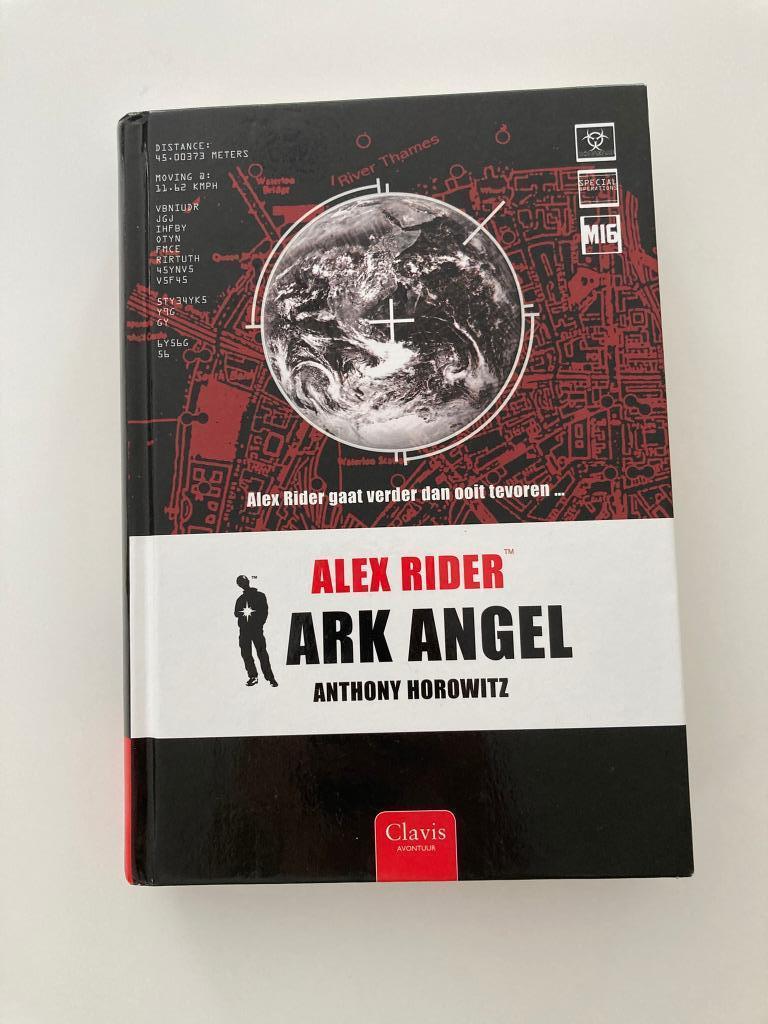 Boek (+/-10–12 jaar) “Alex Rider Ark Angel”-Anthony Horowitz, Boeken, Ophalen of Verzenden, Zo goed als nieuw, Anthony Horowitz