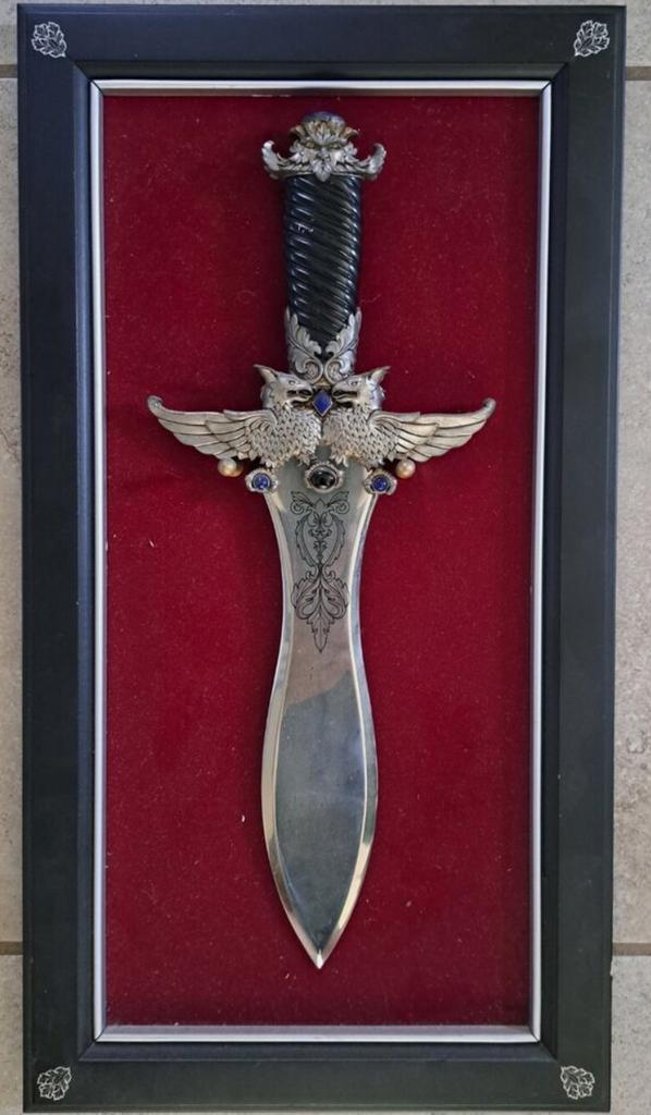 The griffin Dagger dragon art knife, Ophalen, Zo goed als nieuw, Replica