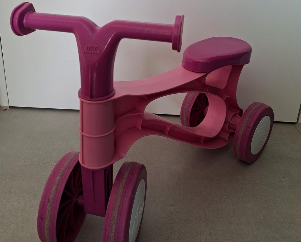 Roze loopfietsje, Ophalen