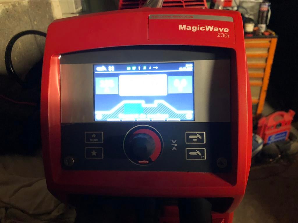 Fronius Magic Wave 230 I, Bricolage & Construction, Outillage | Soudeuses, Neuf