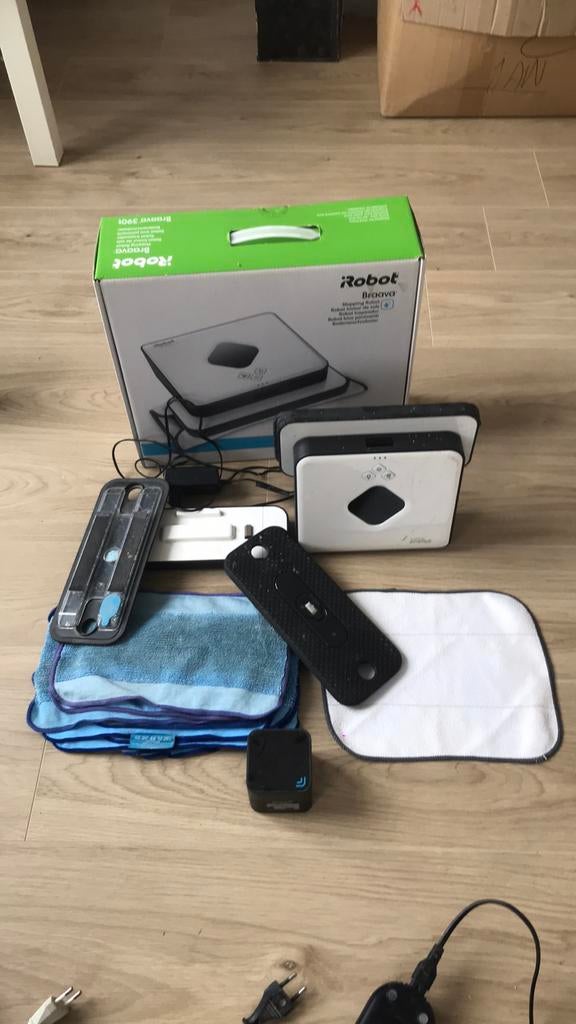 Dweilrobot Irobot Braava 390T, Ophalen of Verzenden, Zo goed als nieuw