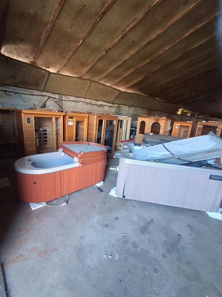 Jacuzzi gratis livrée installer et 1ans garantie