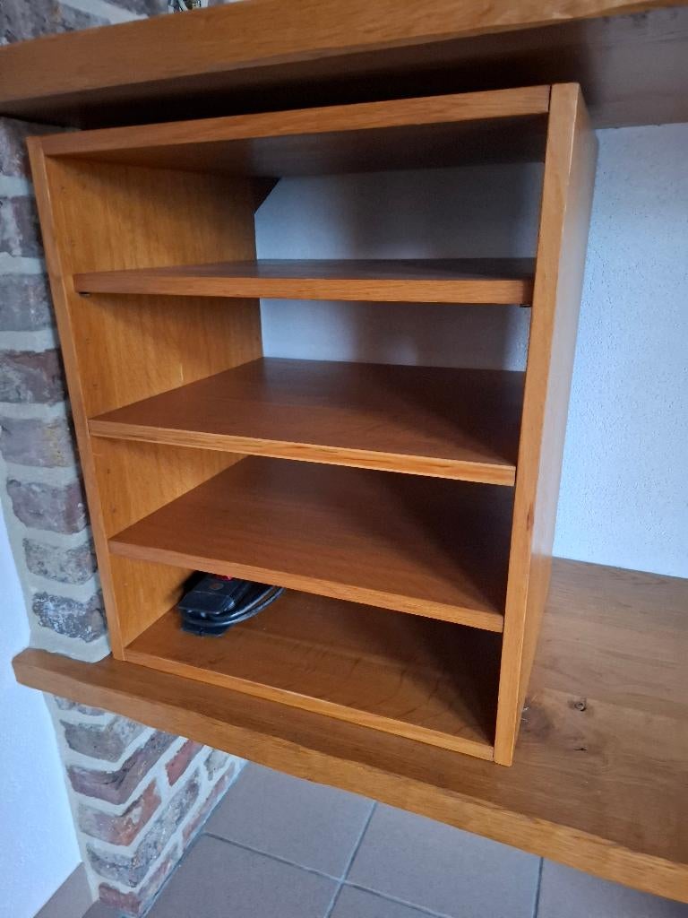 eiken rek, Ophalen, 150 discs of meer, Zo goed als nieuw, Hout