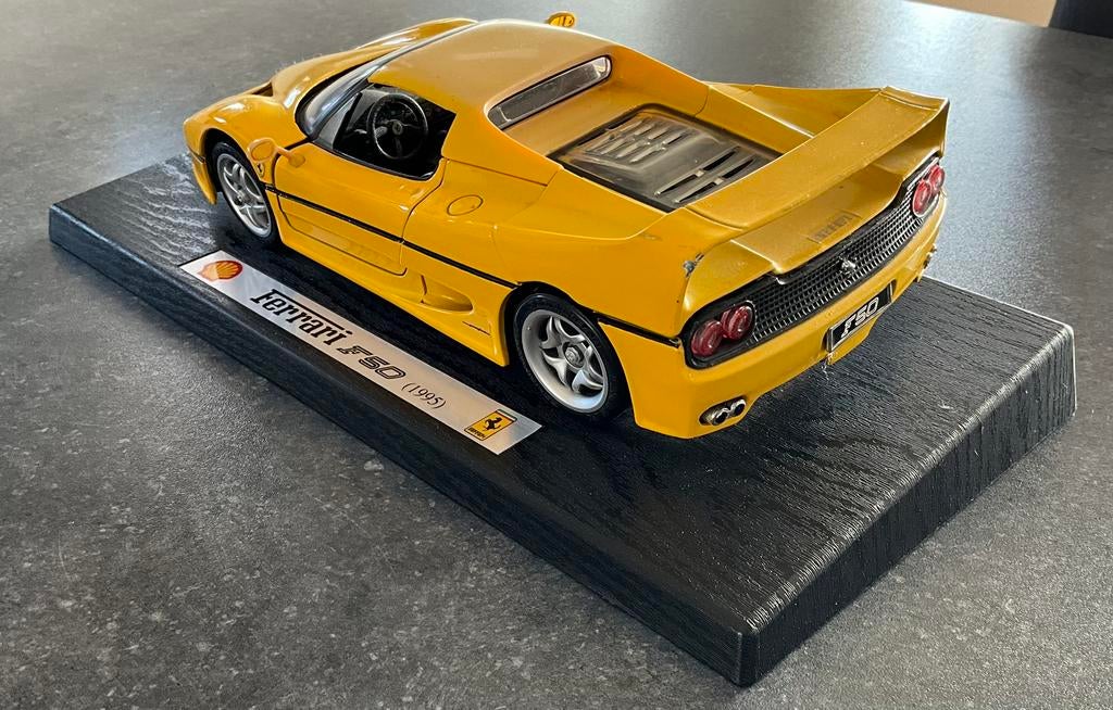 Ferrari F50 schaalmodel, Hobby en Vrije tijd, Ophalen of Verzenden, Gebruikt, Auto