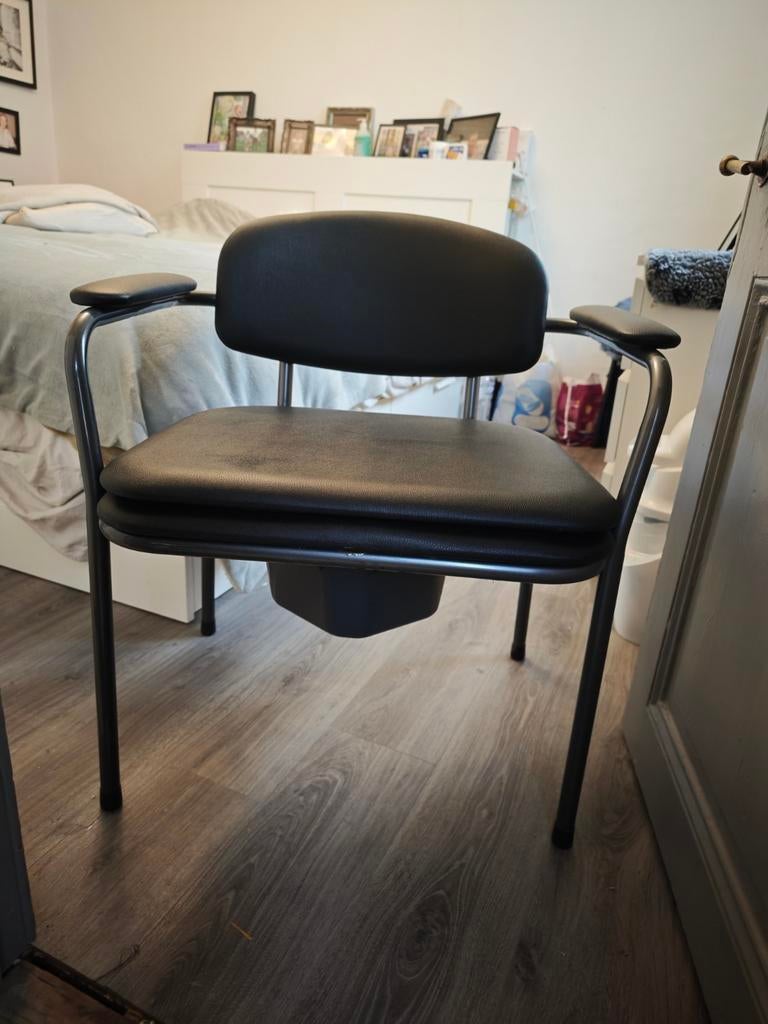 Vermeiren toiletstoel 9062 XL, Ophalen