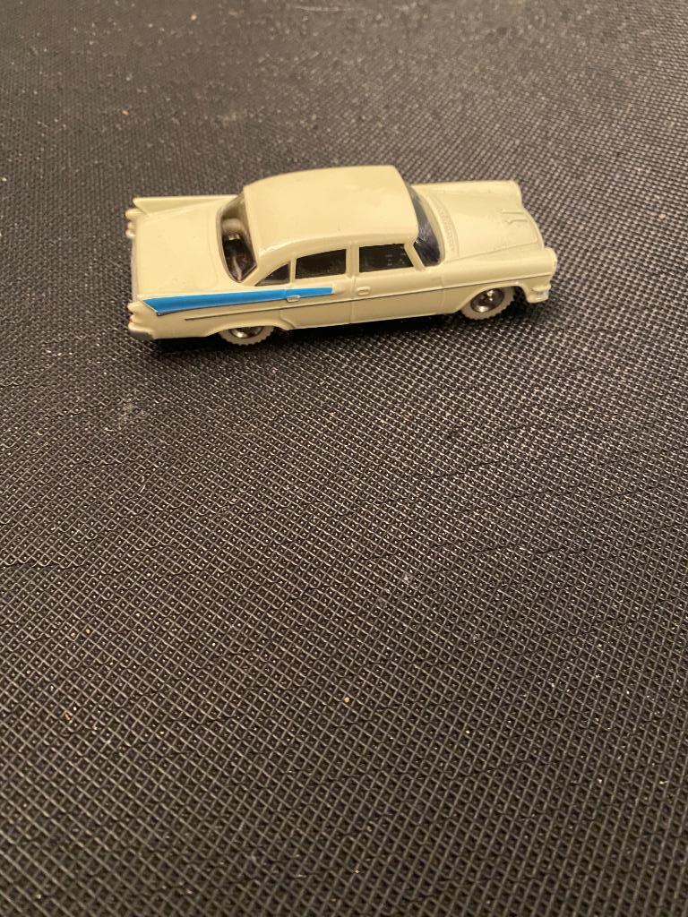 Jouet Dinky Dodge Royal Sedan 1:43 en parfait état, Enlèvement ou Envoi, Neuf, Voiture, Dinky Toys