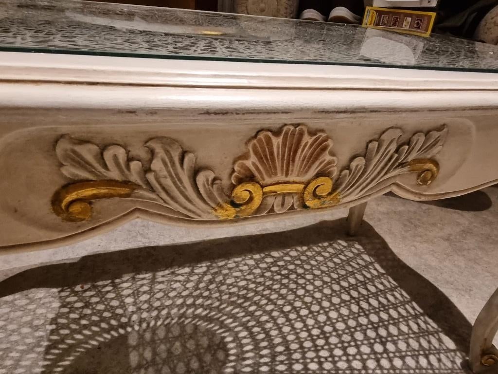 Table basse antique blanche avec verre, Verre, Enlèvement