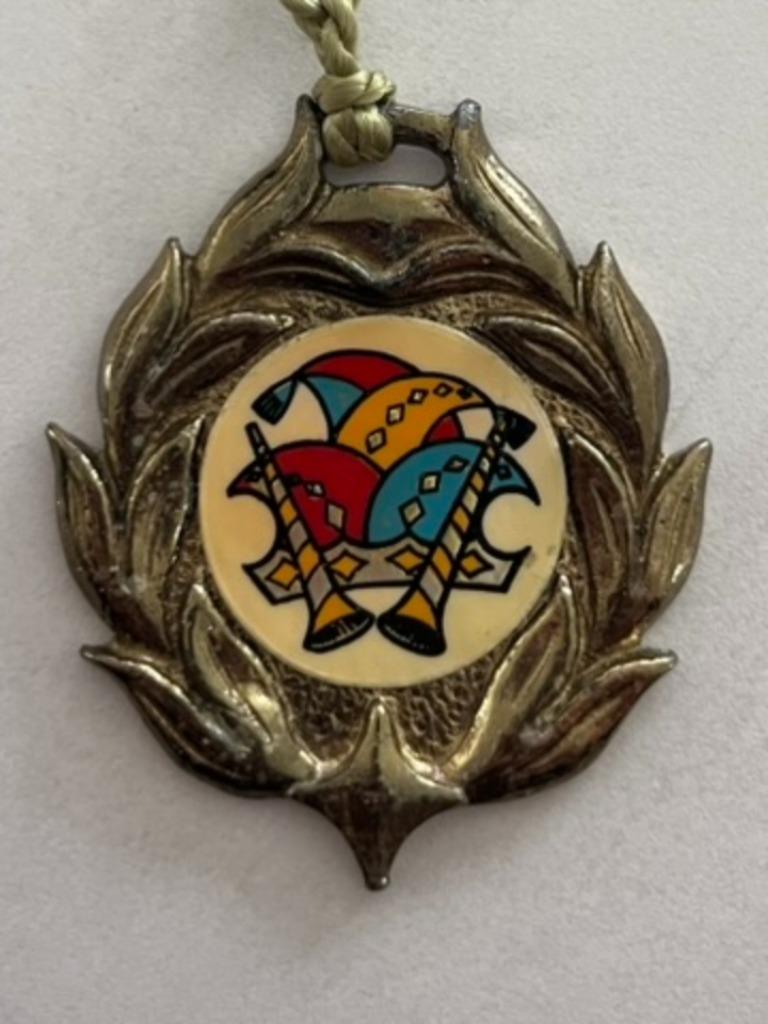 Aalst Oilsjt Carnaval medaille 1986 Kindercarnaval Mijlbeek, Verzamelen, Ophalen