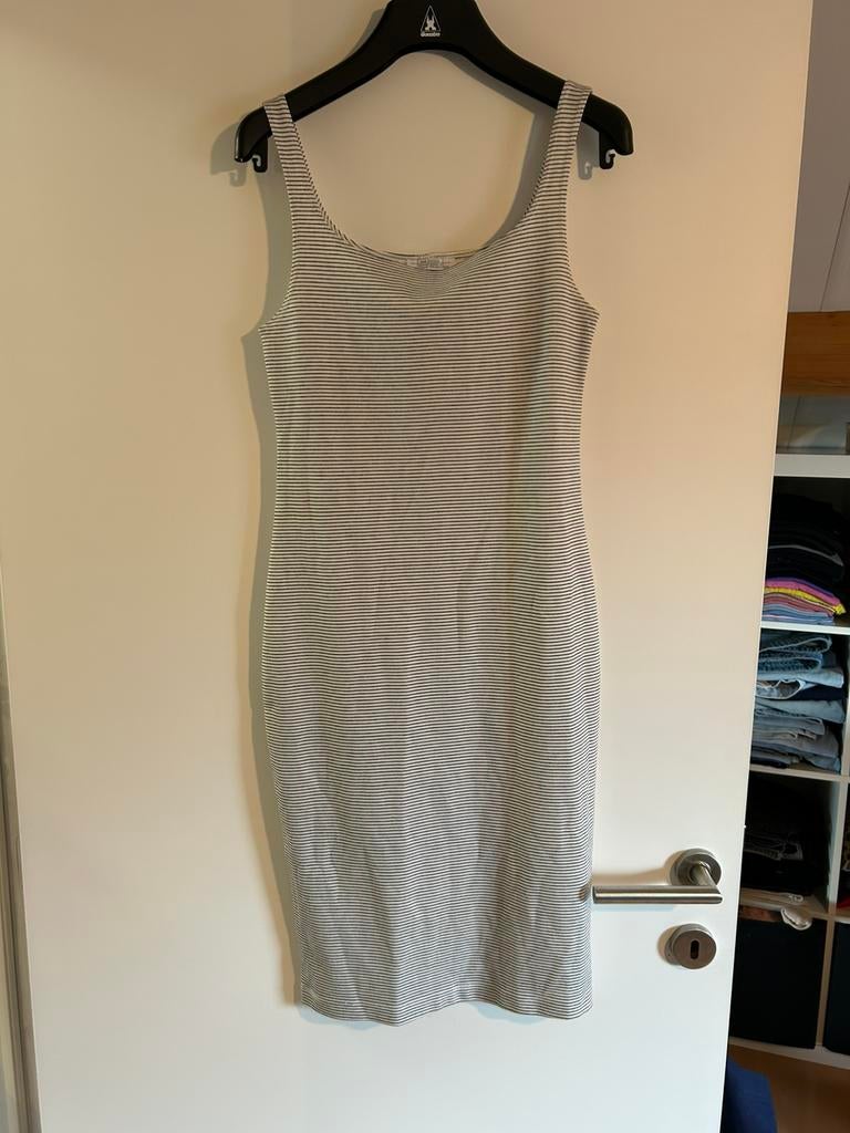 Kleedje Zara. M, Maat 38/40 (M), Ophalen of Verzenden, Zo goed als nieuw, Boven de knie