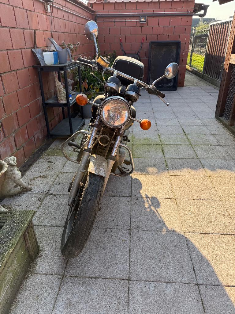 Honda CM400, Motoren, Ophalen