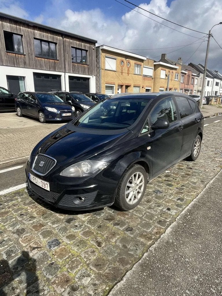 SEAT Altea XL Altea XL 1.6 CR TDi Reference DPF, Autos, Seat, Euro 5, Achat, 105 ch, Entreprise