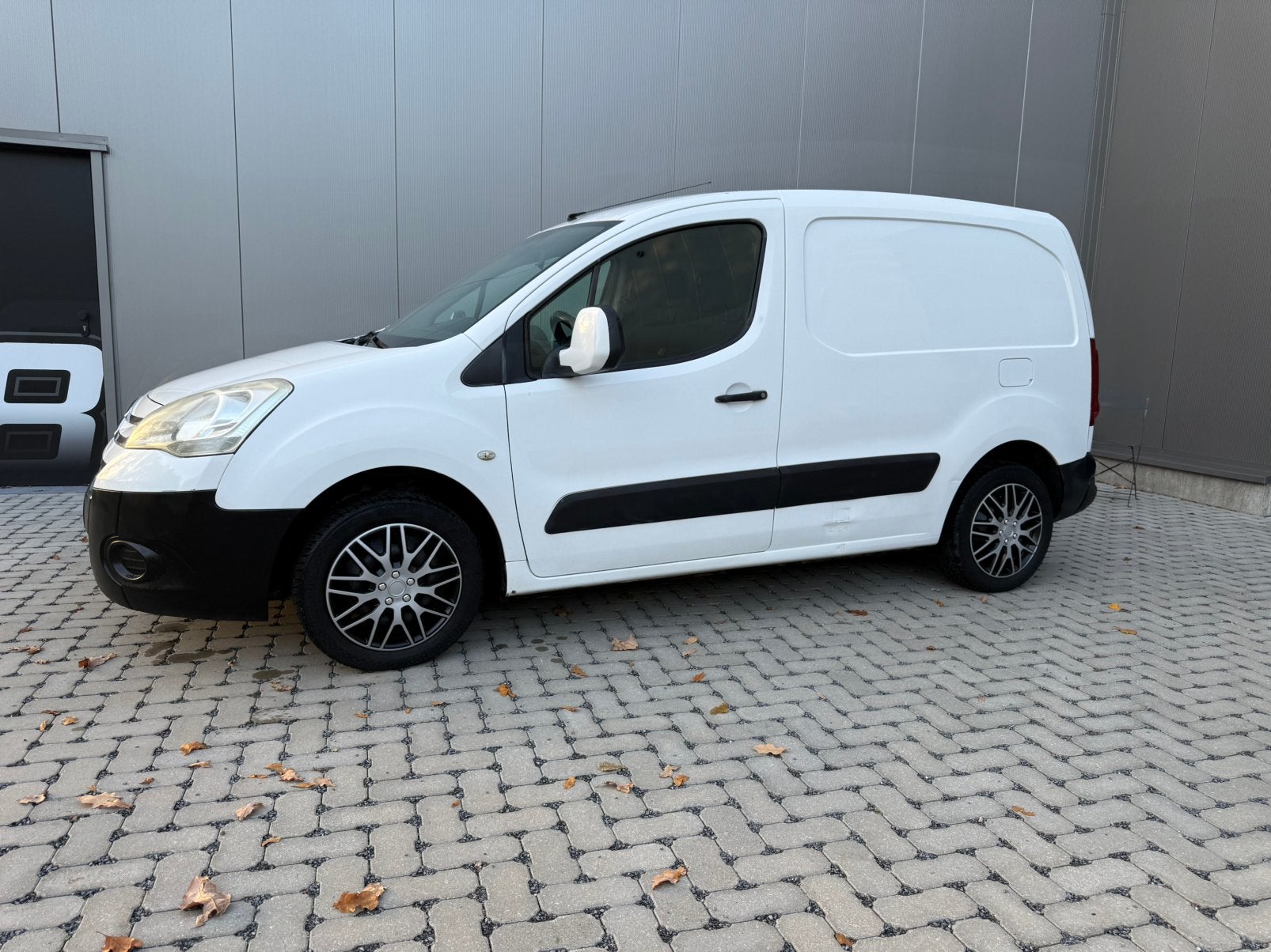 Citroen berlingo 1.6hdi/airco/gvv/168dkm/3zit…., Auto's, Voorwielaandrijving, Stof, Zwart, Citroën
