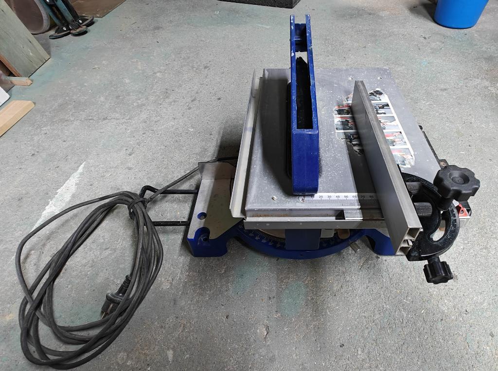 Combi tafel/afkortzaag met verstek, Doe-het-zelf en Bouw, Ophalen, Gebruikt, Overige typen, 600 tot 1200 watt
