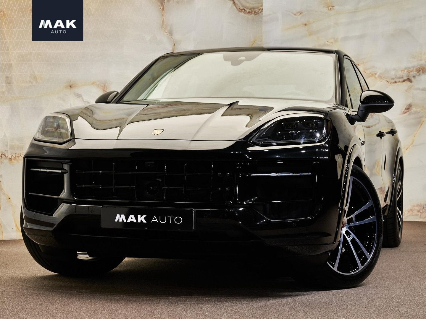 Porsche Cayenne Coupé 3.0 S E-Hybrid , SportDesign, pano, In, Automaat, Cayenne, 26 kWh, Parkeerassistent