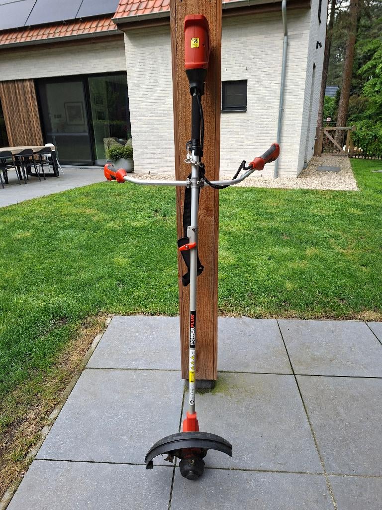 Bosmaaier, Ophalen, Zo goed als nieuw, Accu, Powerplus