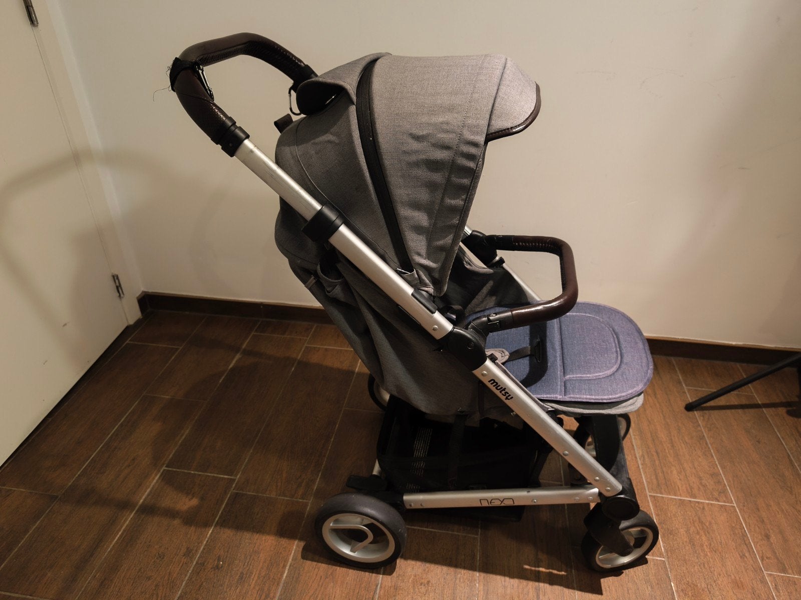Mutsy Nexo kinderwagen, Ophalen