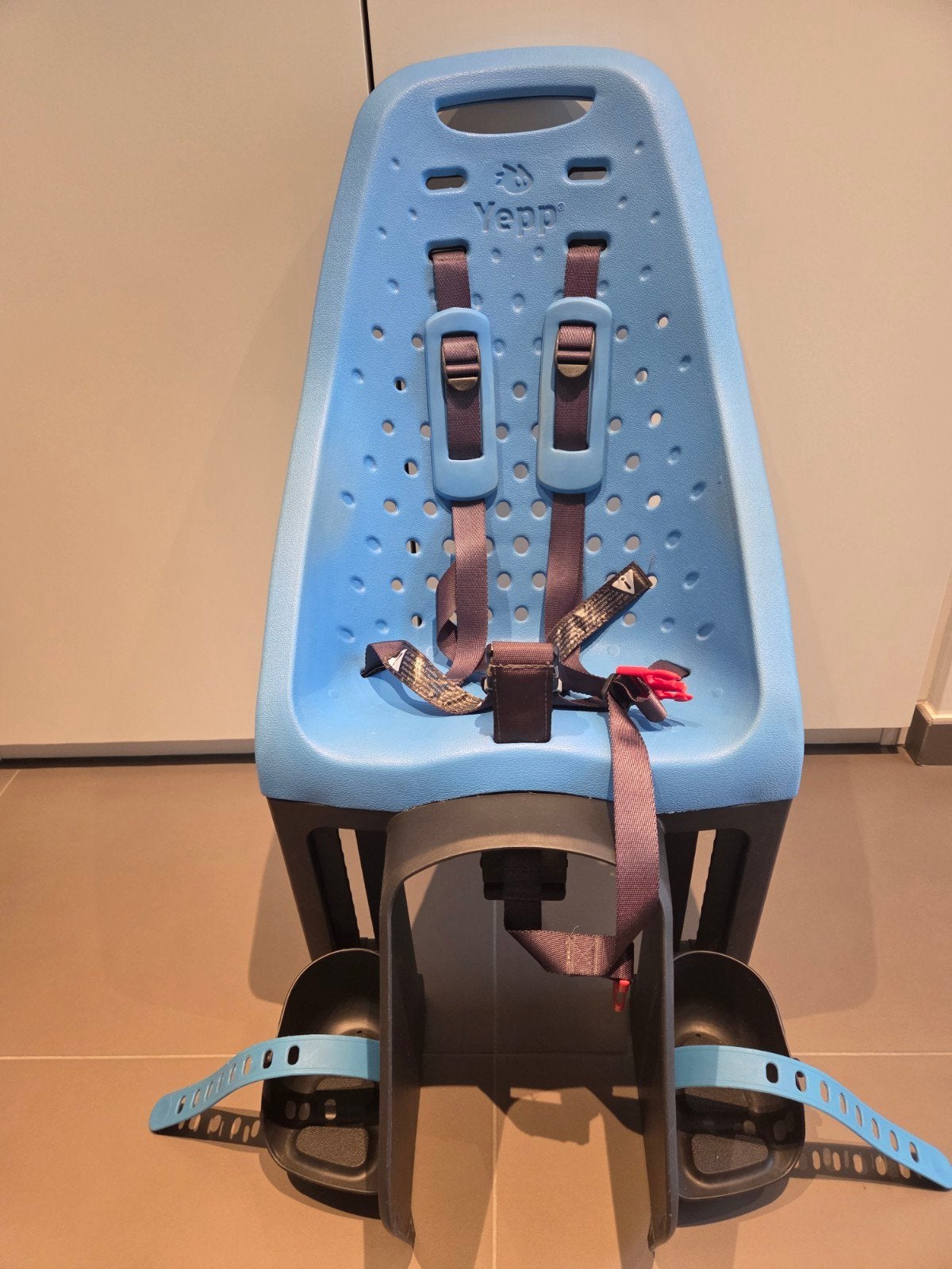 Yepp Maxi Easy Fit fietsstoeltje, Vélos & Vélomoteurs, Yepp (Thule), Repose-pieds, Enlèvement, Utilisé