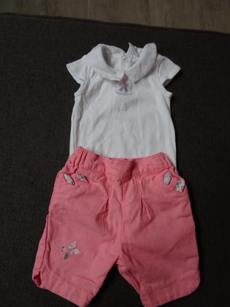 Ensemble body et short Sergent Major Taille 59 - 3 mois, Enlèvement ou Envoi, Ensemble, Comme neuf, Sergent Major