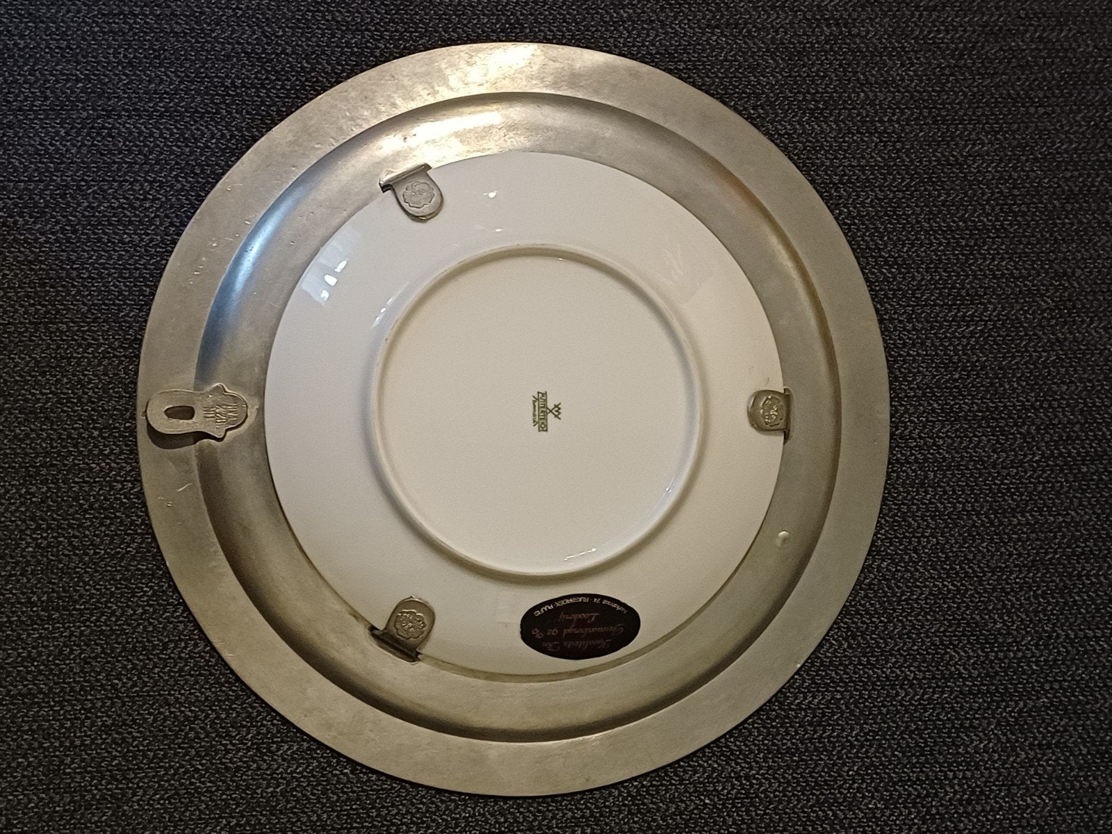 ASSIETTE MURALE EN PORCELAINE MITTERTEICH BAVARIA AVEC MOTIF, Enlèvement ou Envoi