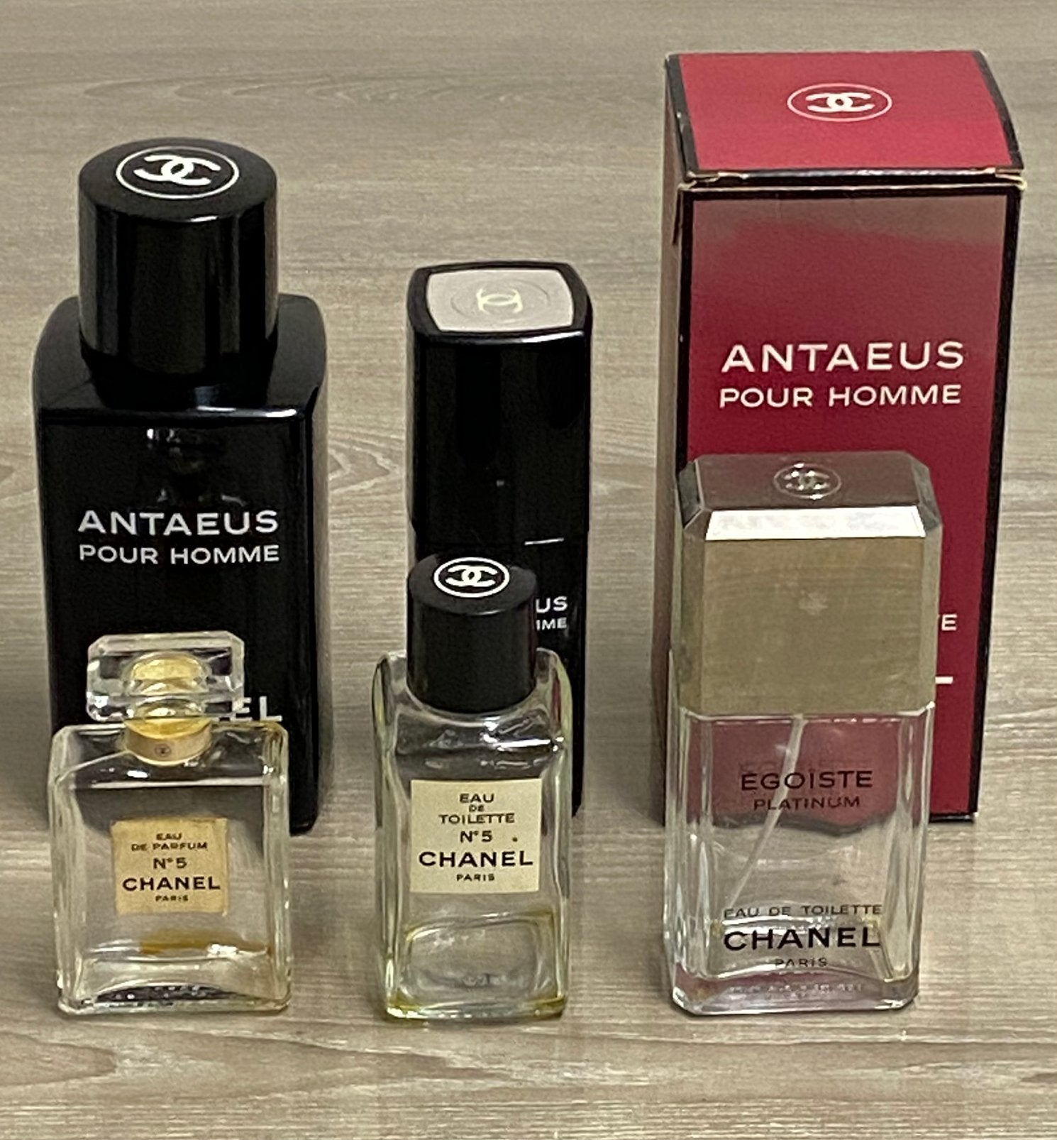 Lot de 5 flacons de parfums AUTHENTIQUE CHANEL, prix : 30€, Enlèvement ou Envoi, Comme neuf