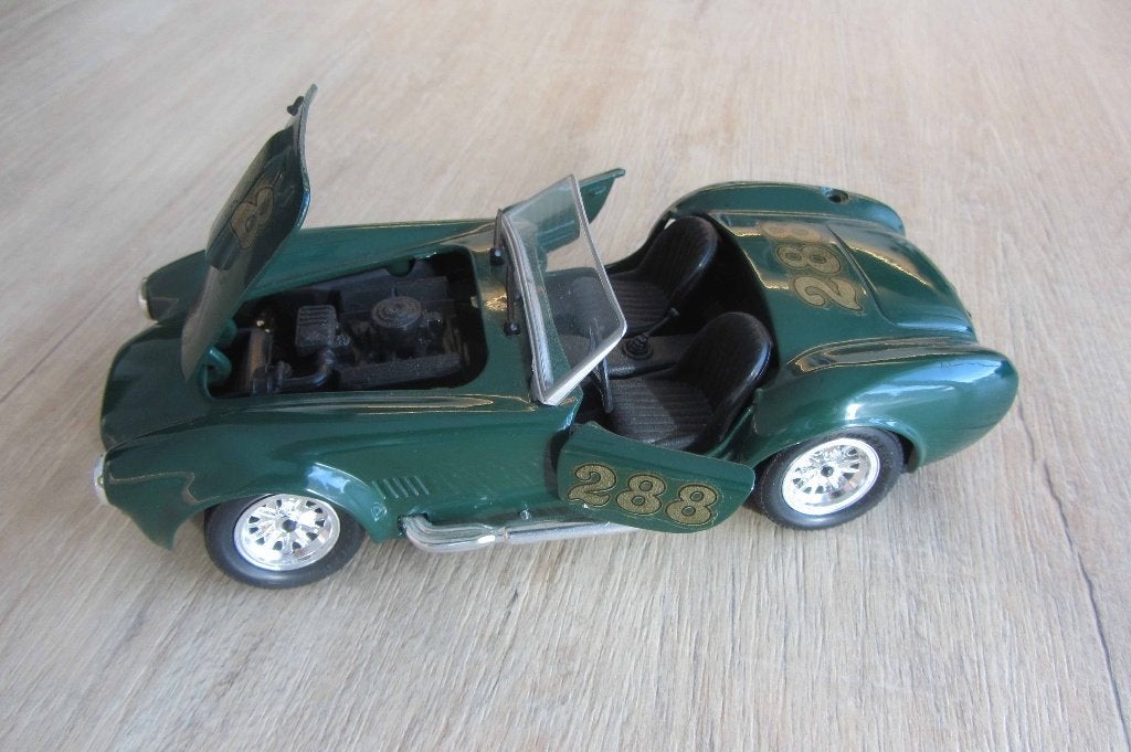 Modelauto Shelby 427 Cobra schaal 1:24, Hobby & Loisirs créatifs, Enlèvement ou Envoi, Comme neuf, Voiture, Revell