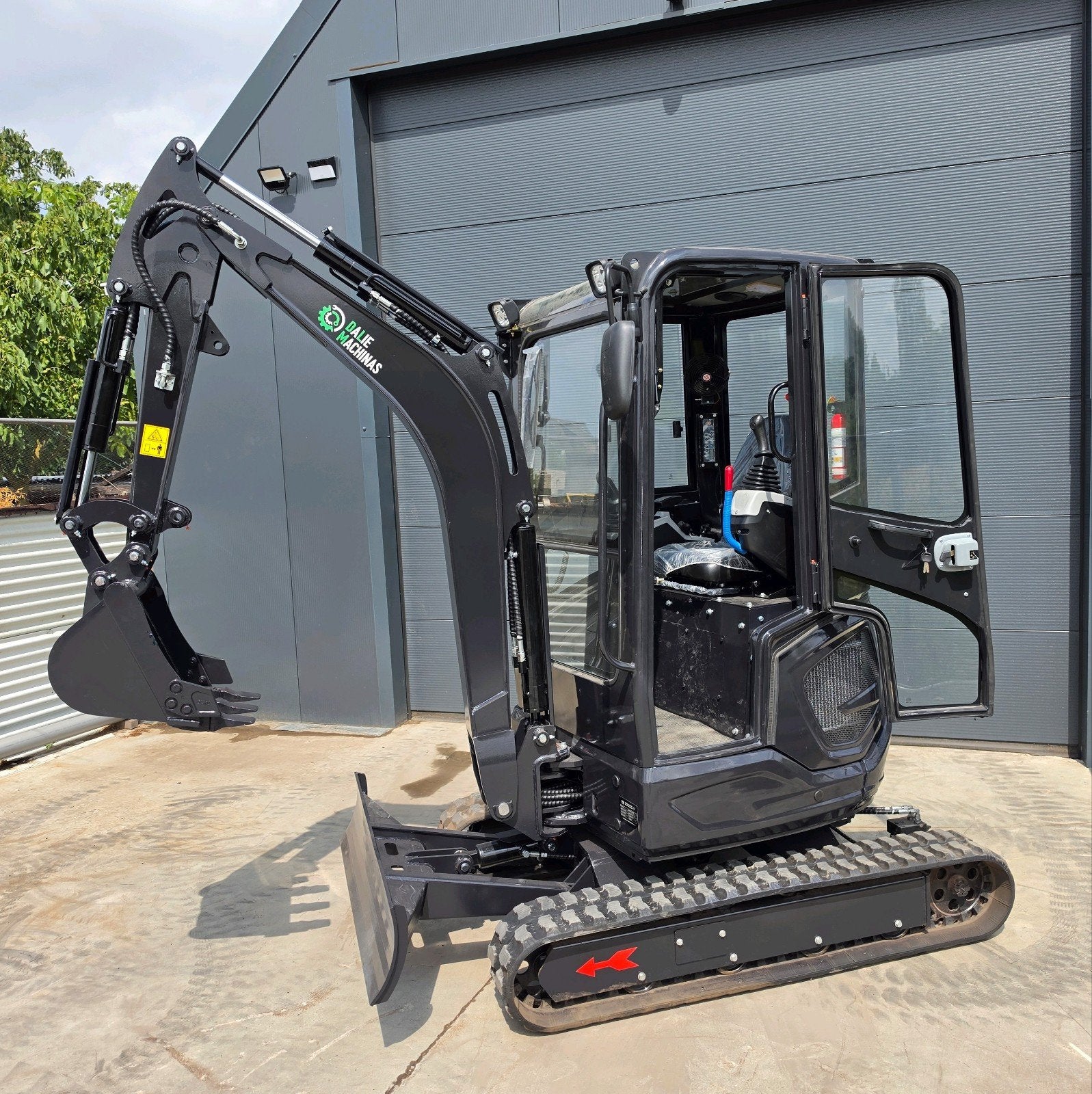 MACHINE HUREN? MINIGRAVERS – SKIDSTEER – AANHANGWAGENS, Ophalen