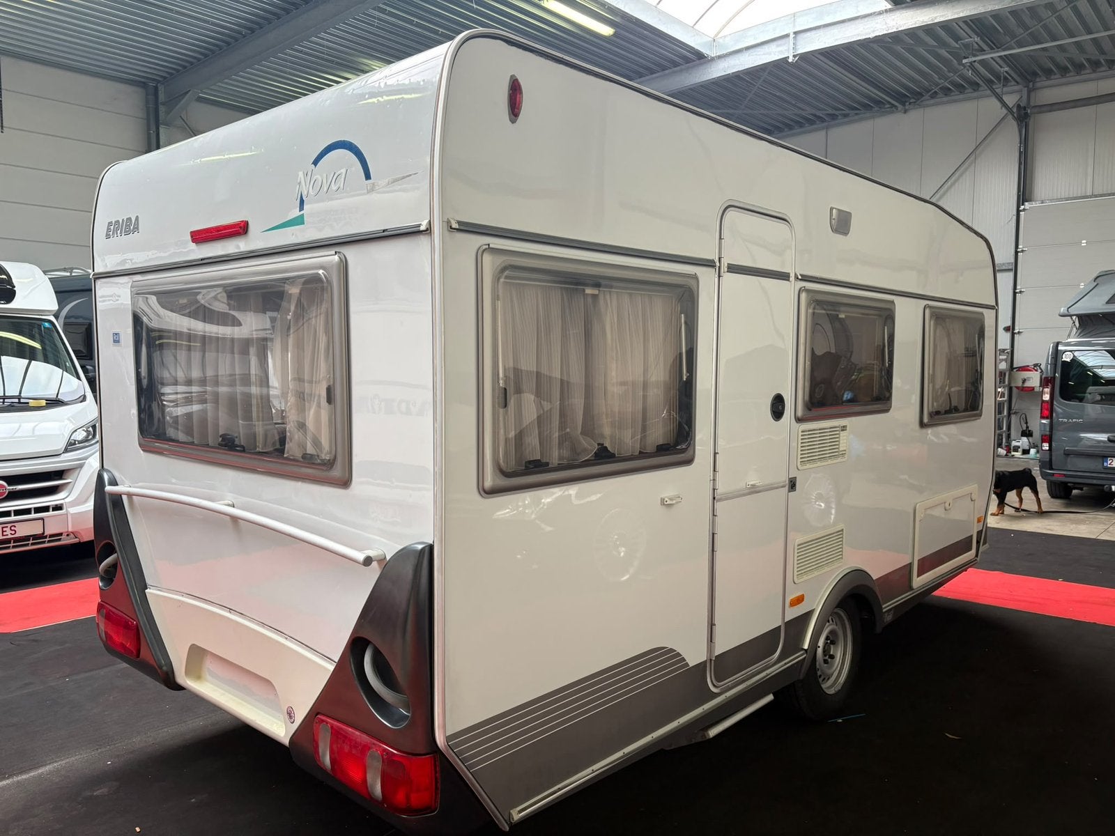 Eriba Nova 462 A, Caravanes & Camping, Jusqu'à 4, Particulier, Eriba, Lit fixe