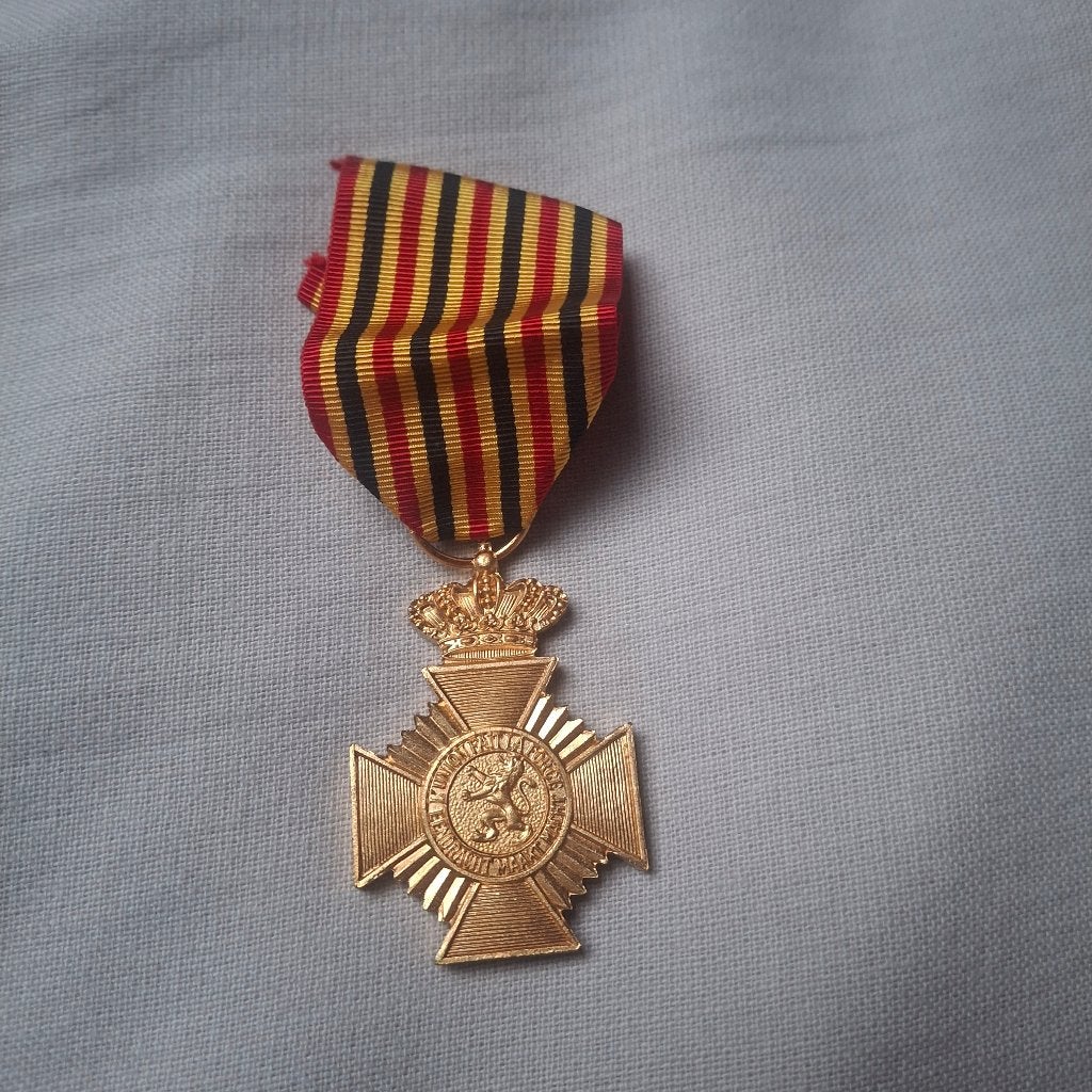 Oorlogs medaille, Verzamelen, Ophalen, Overige soorten, Embleem of Badge