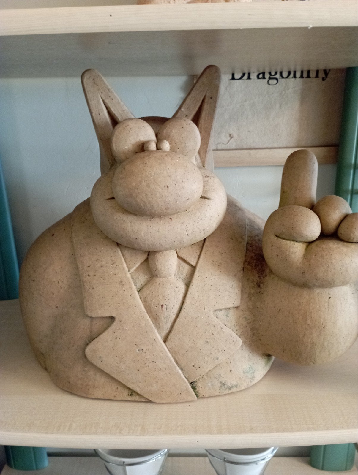Buste du chat terre cuite, Enlèvement, Buste
