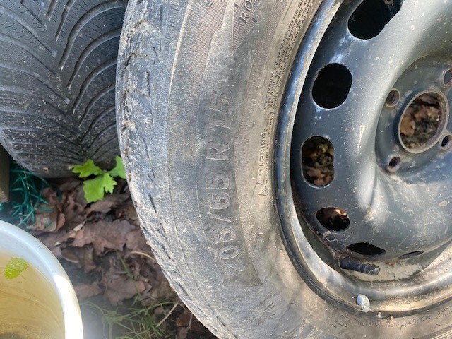 4 velgen 4x108 met winterbanden, Auto-onderdelen, Ophalen, Gebruikt, 15 inch, Velg(en)