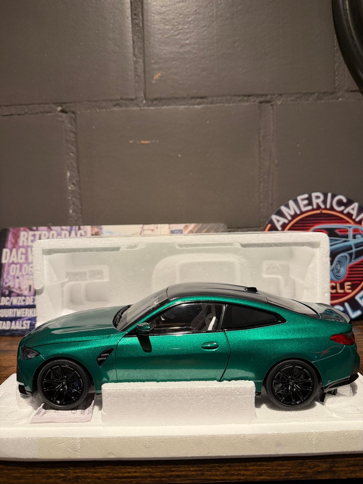 Minichamps Bmw M4, Hobby en Vrije tijd, Modelauto's | 1:18, Ophalen, Zo goed als nieuw, MiniChamps