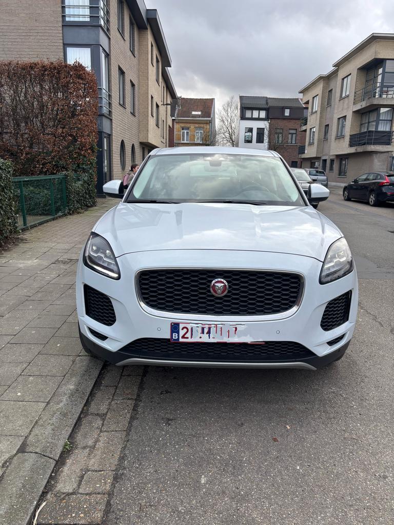 Jaguar E pace 2.0 Nav.AUT. 81000 km, Autos, Jaguar, Cuir, 186 g/km, Euro 6, Noir