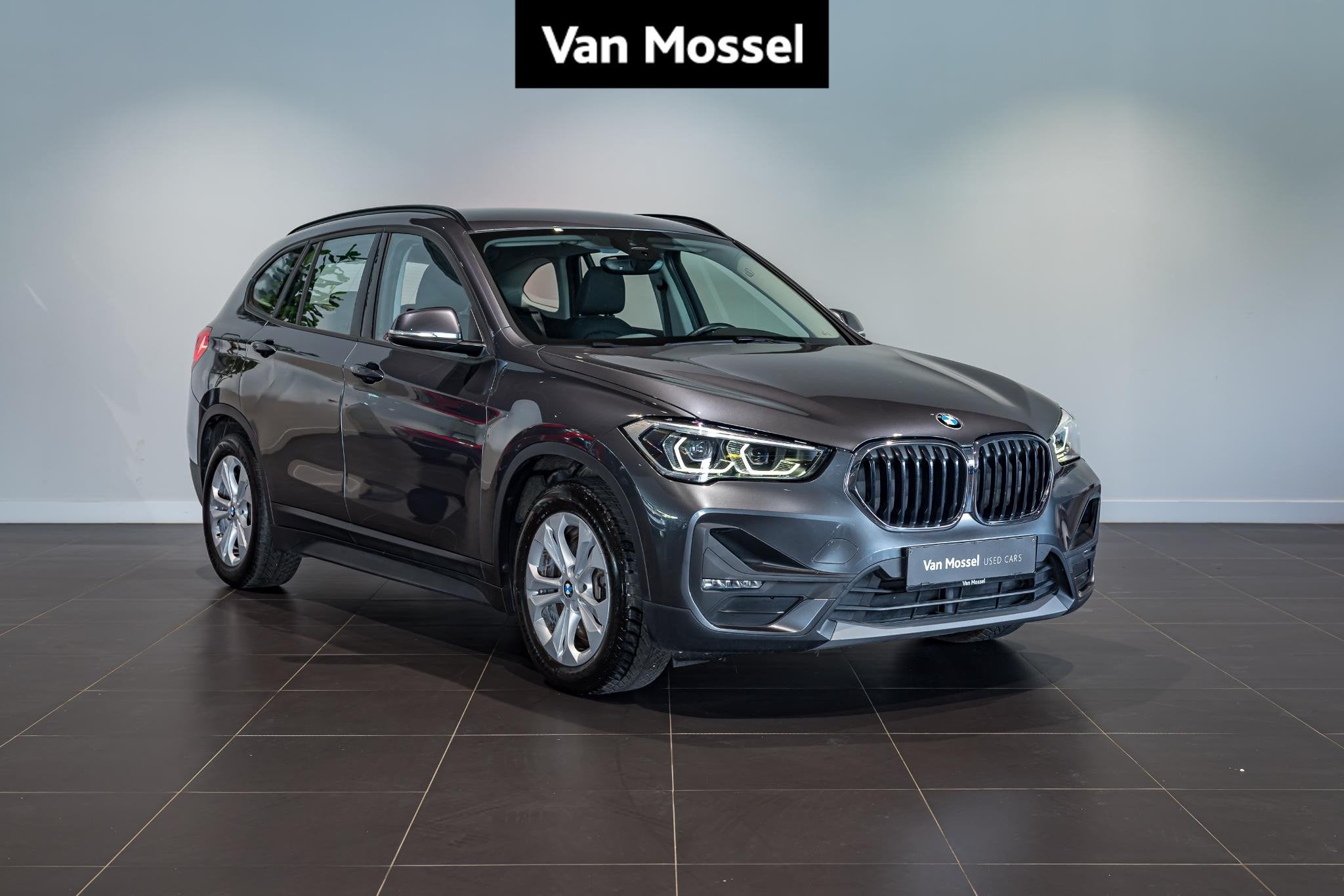 BMW X1 xDrive25e (162 kW) (automatique), X1, Argent ou Gris, Achat, Entreprise