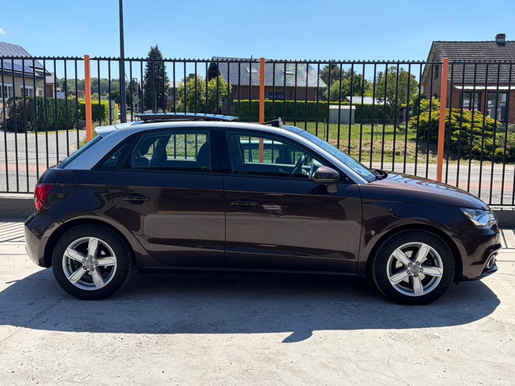 AUDI A1 SPORTBACK 1.6CR TDI 90CV 2012 167 000KM CARPASS, Auto's, Audi, Voorwielaandrijving, Euro 5, Stof, A1