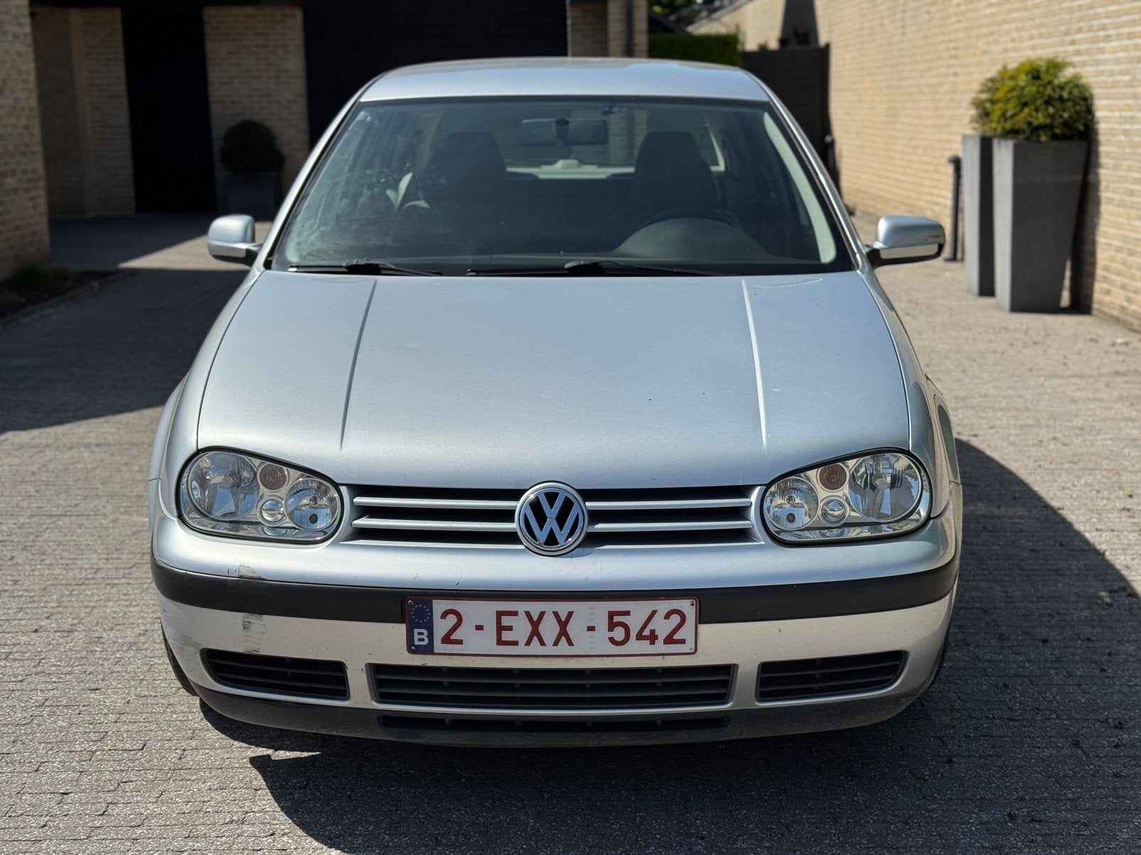 VOLKSWAGEN GOLF/AUTOMATIQUE ! /CLIMATISATION ! /4 EUROS !, Autos, Entretenue par le concessionnaire, 5 portes, 5 places, Automatique