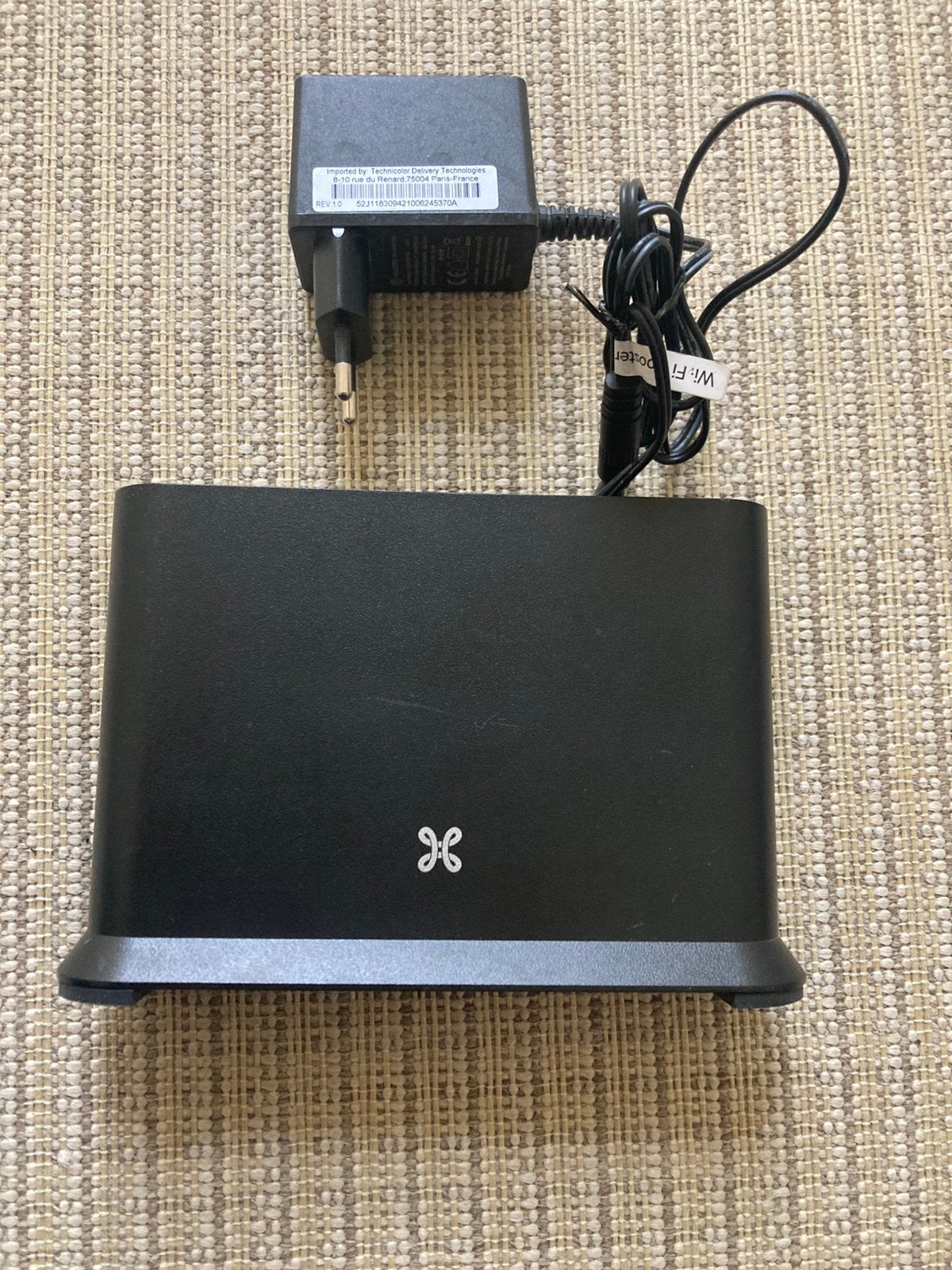Proximus et Scarlet booster wifi, Computers en Software, Routers en Modems, Ophalen, Nieuw
