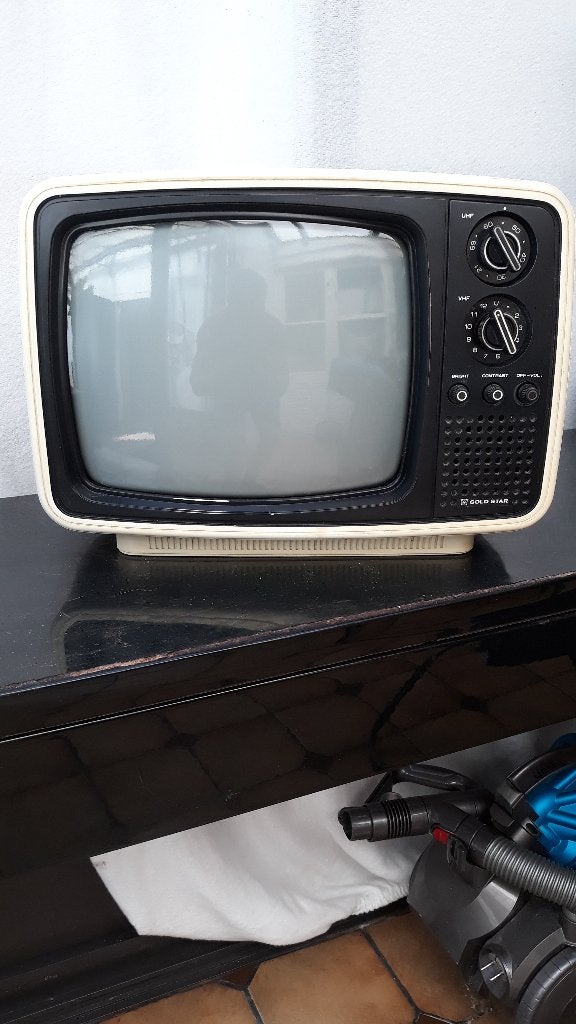 tv. gold star, Audio, Tv en Foto, Vintage Televisies, Ophalen, Niet werkend, Minder dan 40 cm, Overige merken