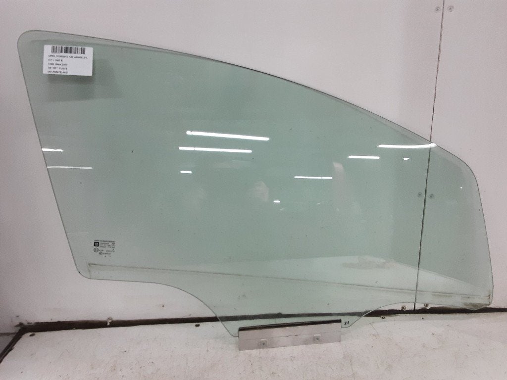 VITRE AVANT DROITE Opel Corsa E (01-2014/06-2019), Utilisé, Rue de l'Espoir 34 34
4030  GRIVEGNÉE, BE, Info@Collignon.be, Opel
